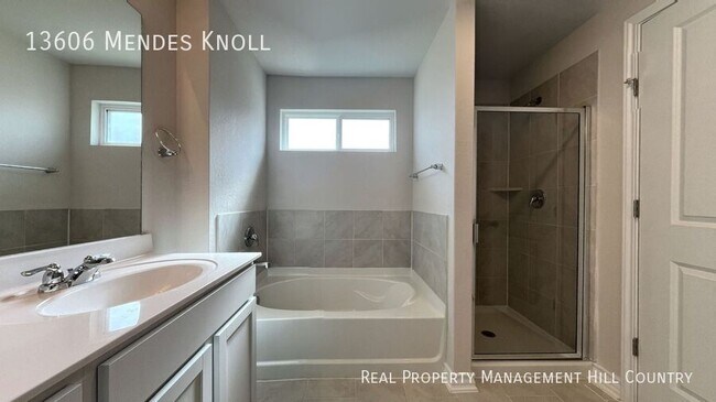 Building Photo - 13606 Mendes Knl