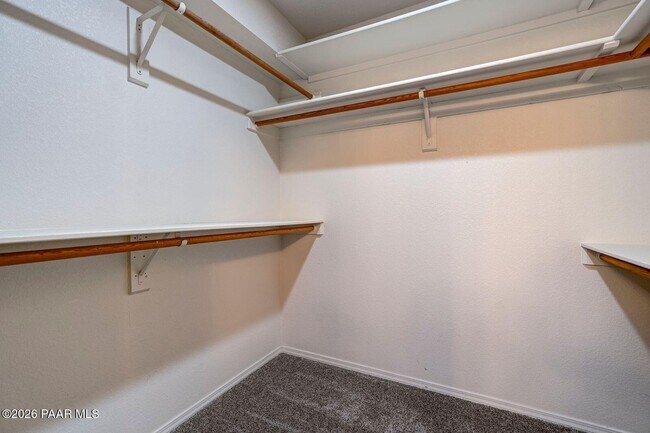 Building Photo - 1957 Forest View