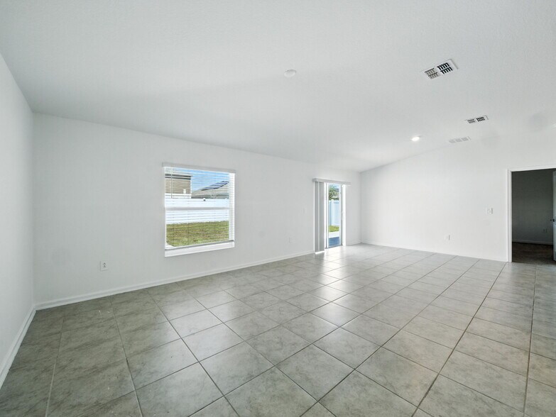 Building Photo - 1158 James Paul Rd