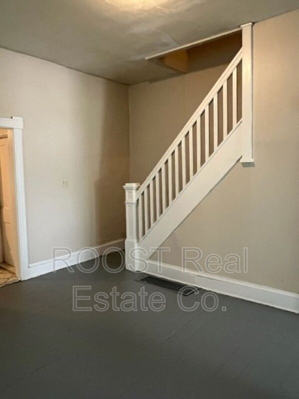 Building Photo - 131-133 N Greenmount Ave