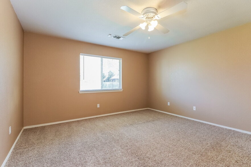 Building Photo - 1101 Darren Dr