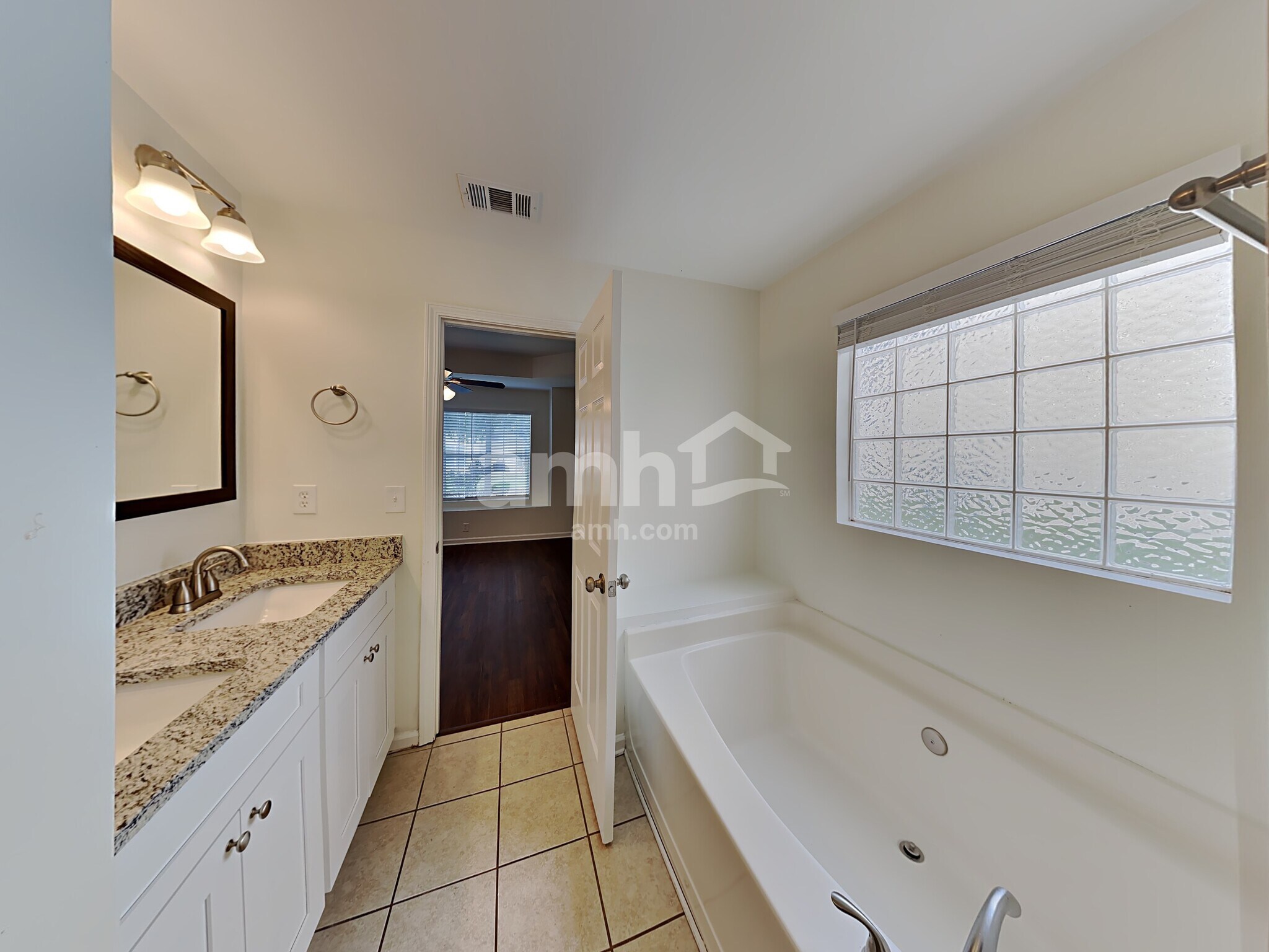 Building Photo - 602 Fairgreen Trail