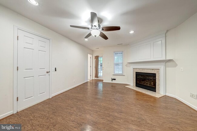 Building Photo - 13961 Gill Brook Ln