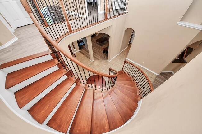 Building Photo - 706 River Delta Ln