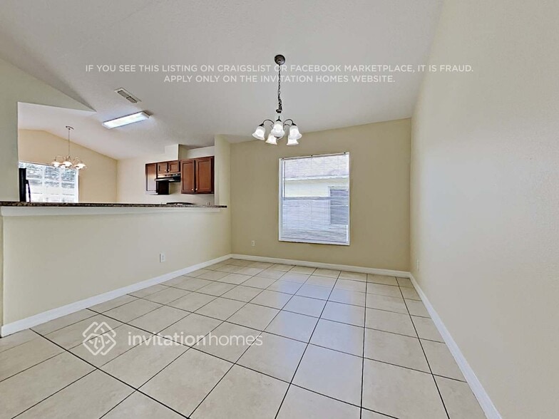 Building Photo - 5171 Vatican Ave
