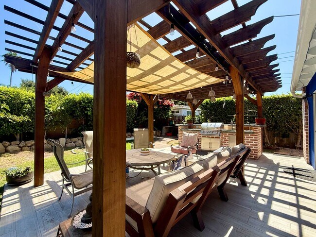Building Photo - 74 San Dimas Ave