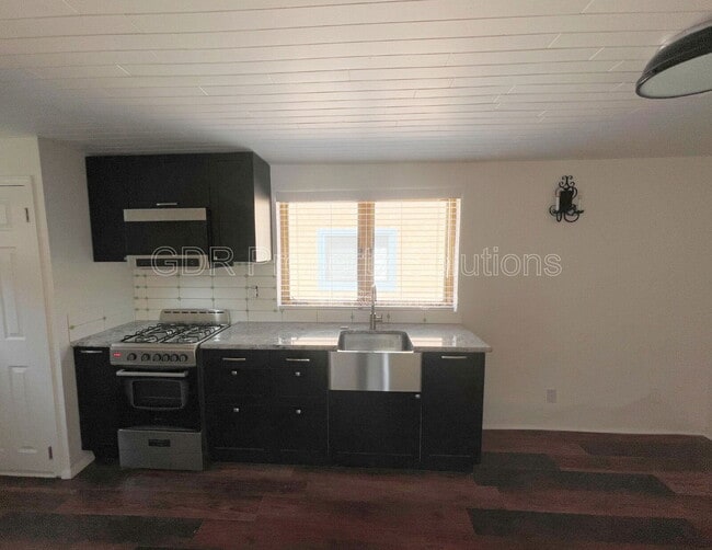 Building Photo - 300 San Pasquale Ave NW