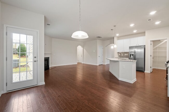 Building Photo - This Almost New Construction home, with 5 bedrooms & 4 baths