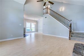 Building Photo - 544 Lake Forest Dr