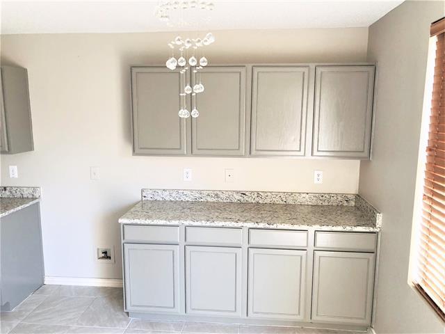 Building Photo - 1620 Flagstone Ln
