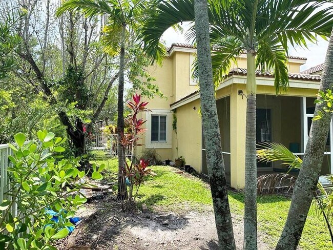 Building Photo - 499 Conservation Dr