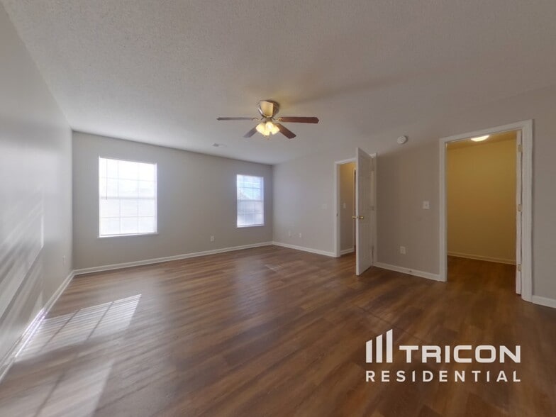 Building Photo - 386 Fox Trot Dr