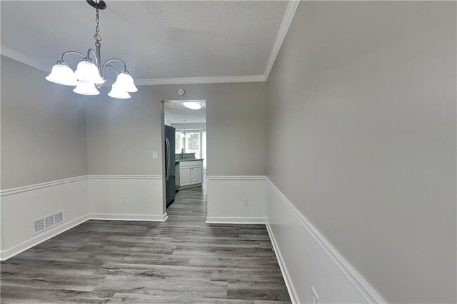 Building Photo - 32 Camden Woods Pl