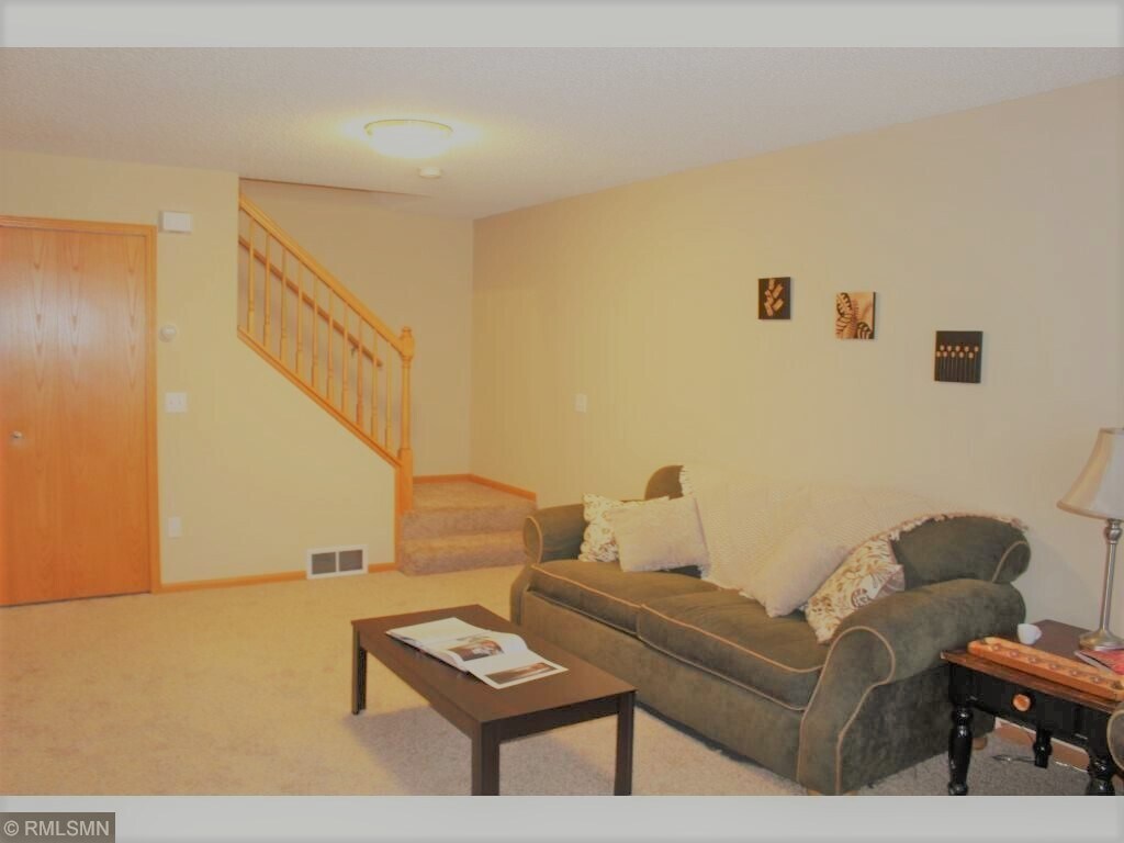 Building Photo - 4415 Naper Bay
