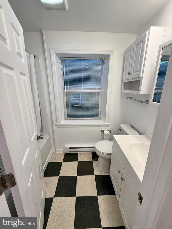 Building Photo - 137 E Baltimore St