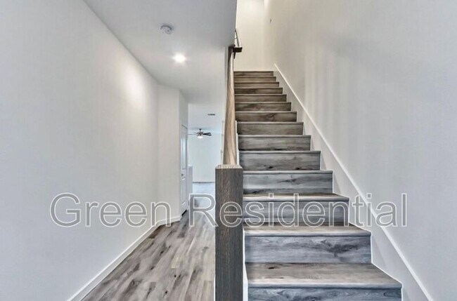 Building Photo - 13307 Tetris Dr