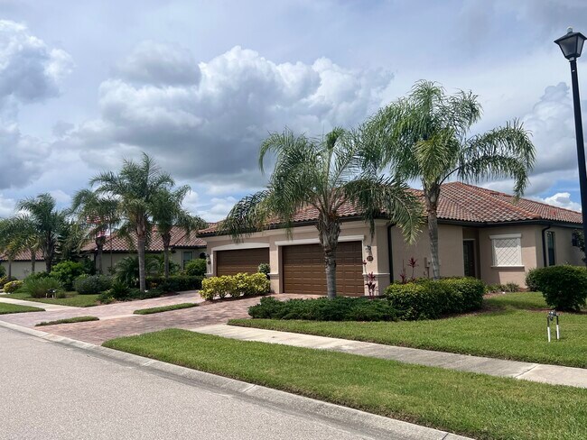 Building Photo - 12527 Felice Dr