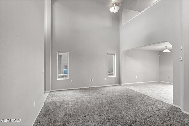 Building Photo - 11249 Cielo Mar Dr