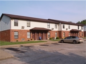 Primary Photo - Shoals Manor Apartments