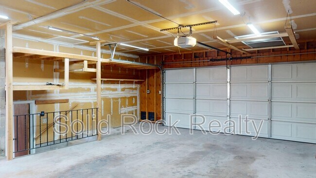 Building Photo - 535 Silver Spring Cir