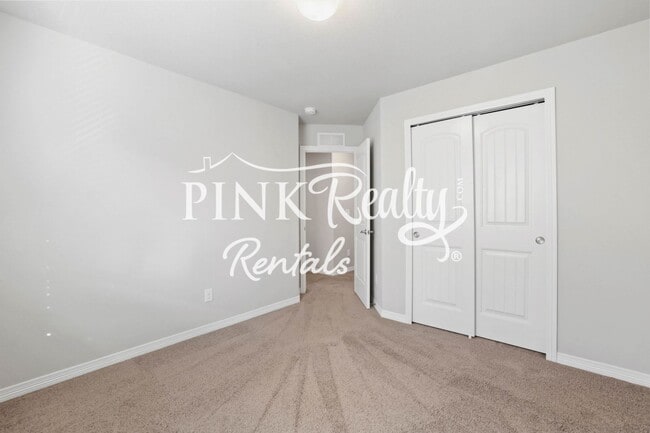 Building Photo - 10970 Rowley Dr