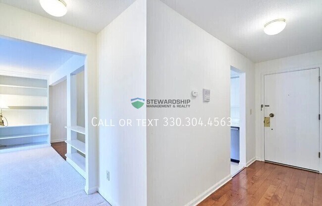 Building Photo - 77 Atterbury Blvd