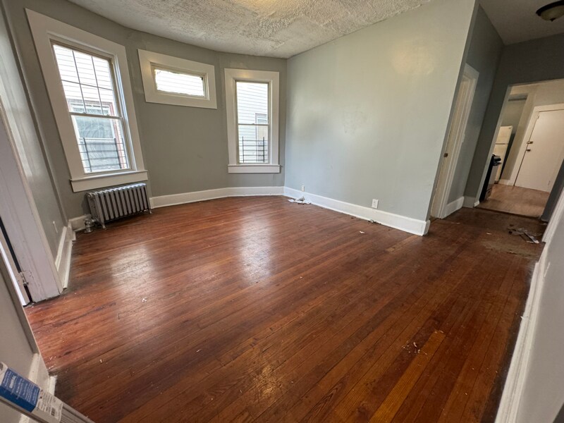 Building Photo - 152 Shephard Ave