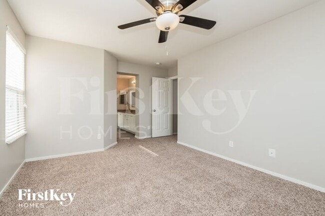 Building Photo - 1708 Mizzenmast Ave