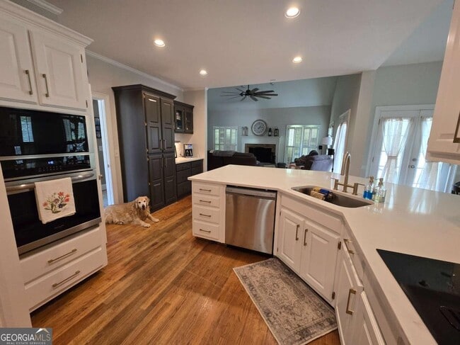 Building Photo - 9373 Kingston Crossing Cir