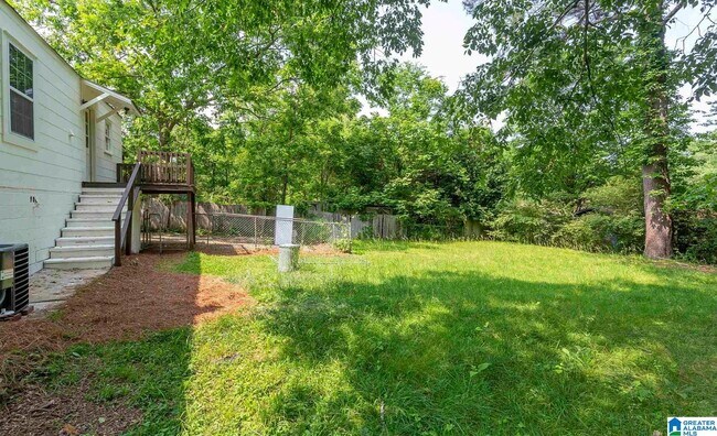 Building Photo - 921 5 Mile Rd