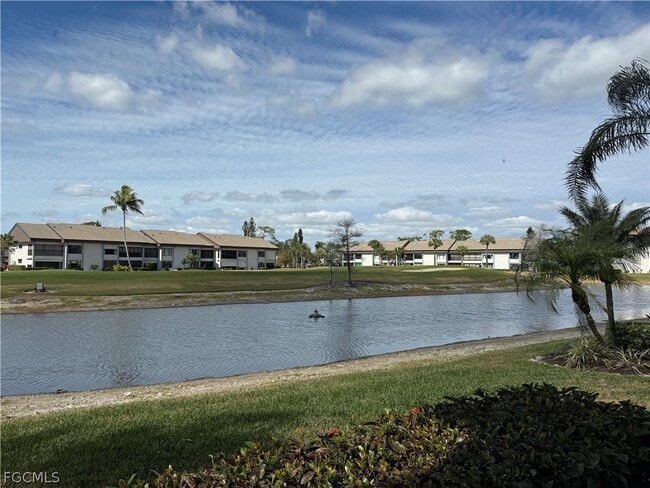 Building Photo - 5850 Trailwinds Dr