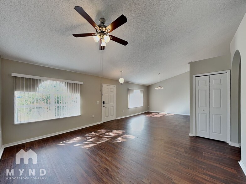 Building Photo - 12552 Gulliver Rd