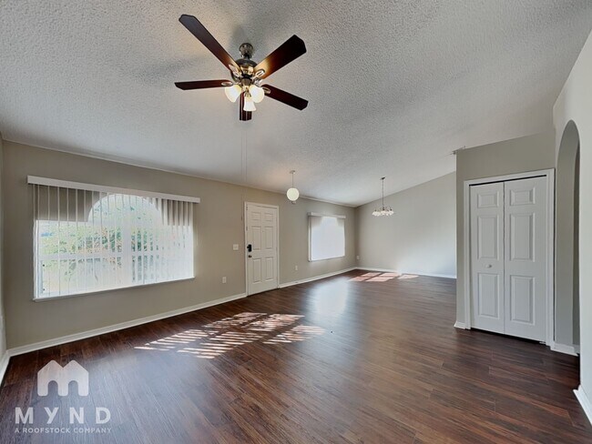 Building Photo - 12552 Gulliver Rd