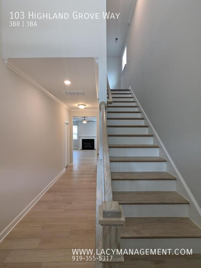 Building Photo - 103 Highland Grv Wy