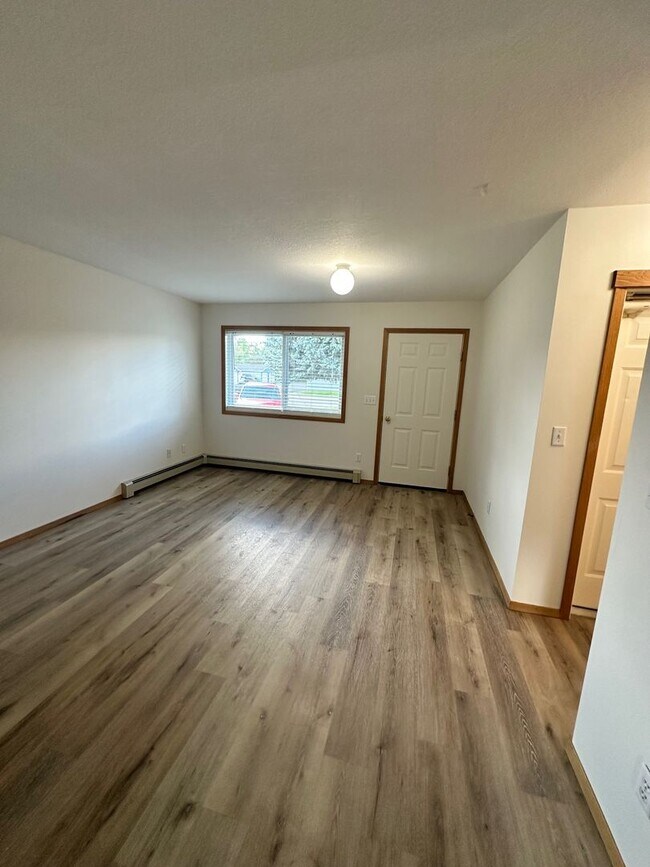 Building Photo - 110 N Pondera Ave