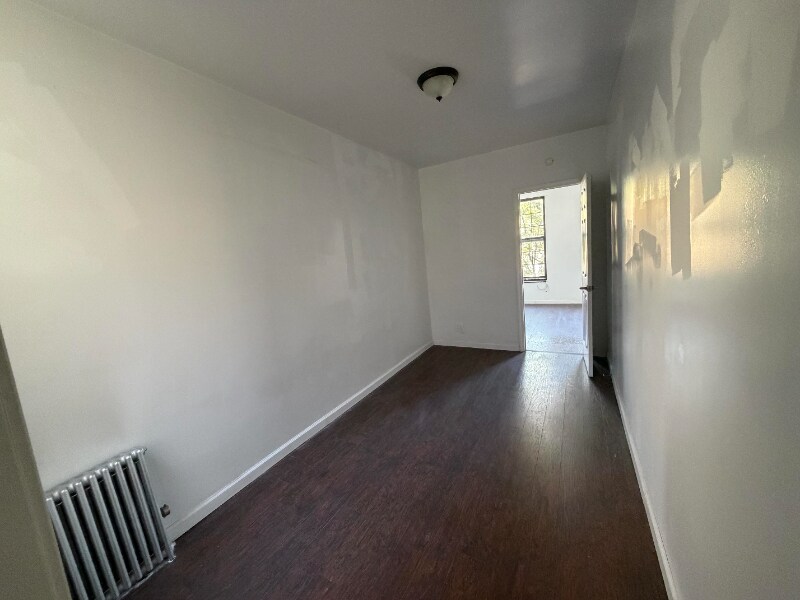 Building Photo - 52 Irving Ave