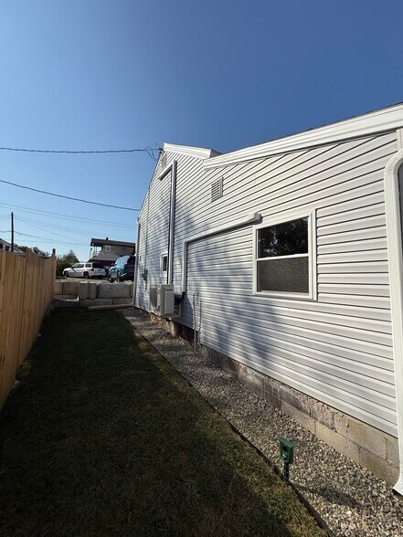 Building Photo - 2904 Carlisle Rd