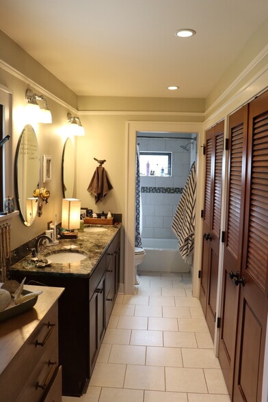 Master Bathroom - 1019 W 21st Ave