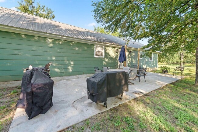 Building Photo - 4771 Co Rd 473