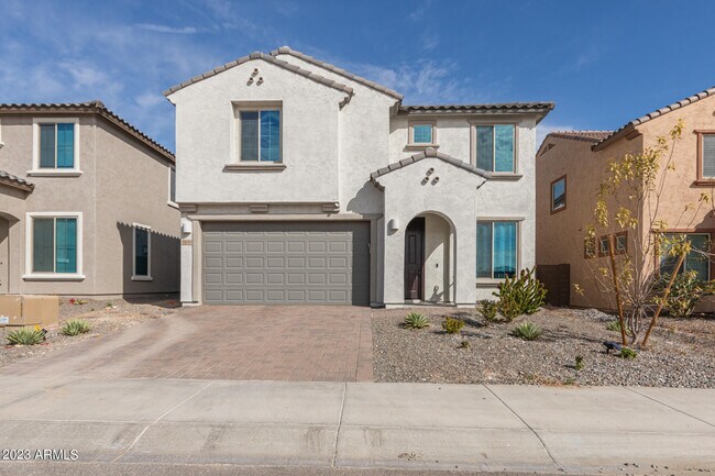 Building Photo - 19740 W Palo Verde Dr