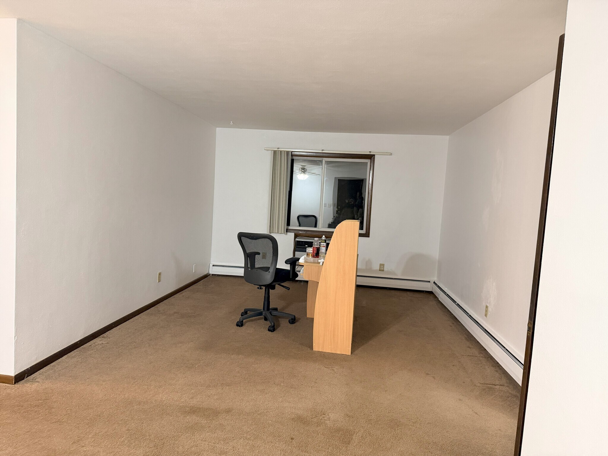 Living room - 10 St Paul St