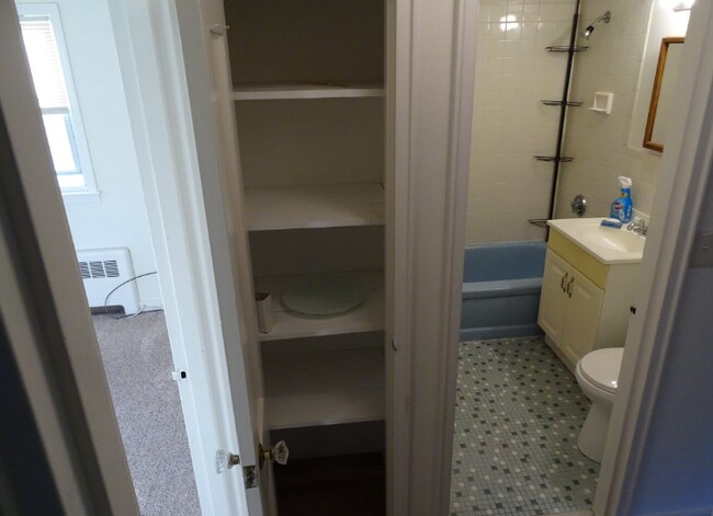 Linen closet - 3 Neillian St