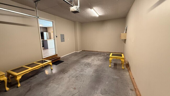 Building Photo - 262 Bradford Square