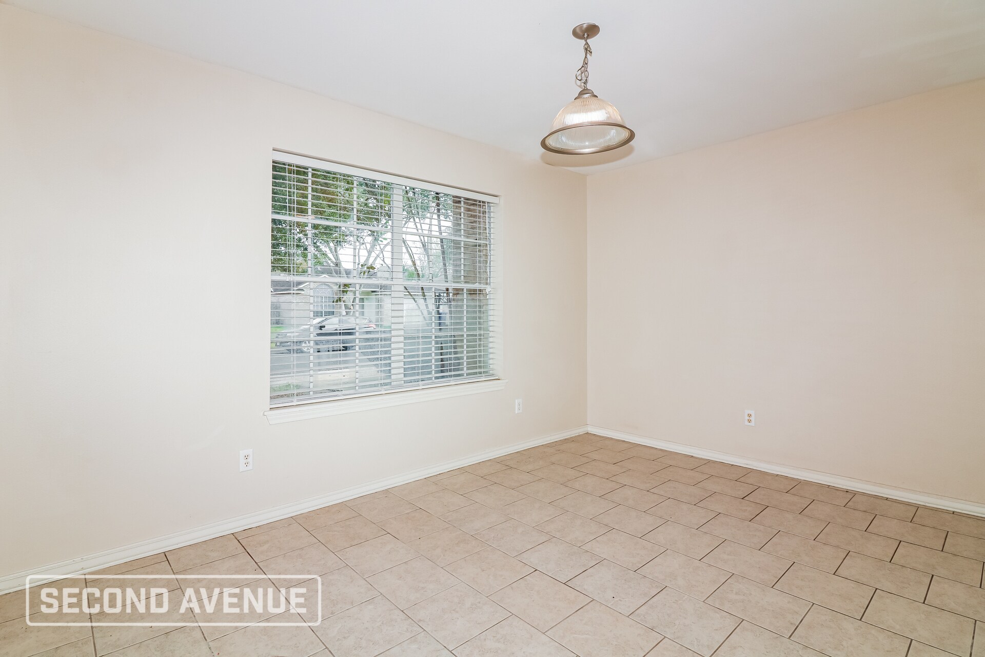 Building Photo - 7613 Timber Crest Dr