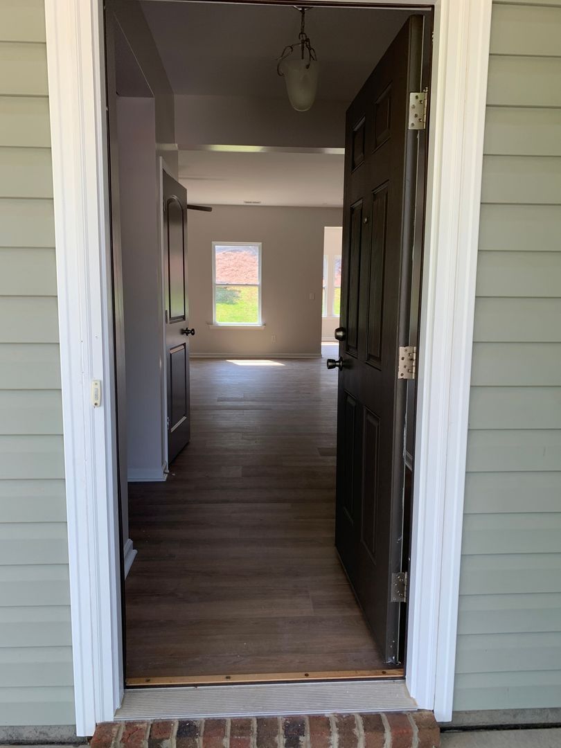 Building Photo - 11114 Pond Valley Ct