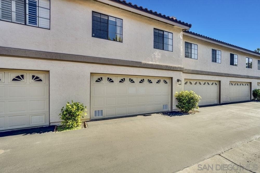 Building Photo - 7608 Palmilla Dr