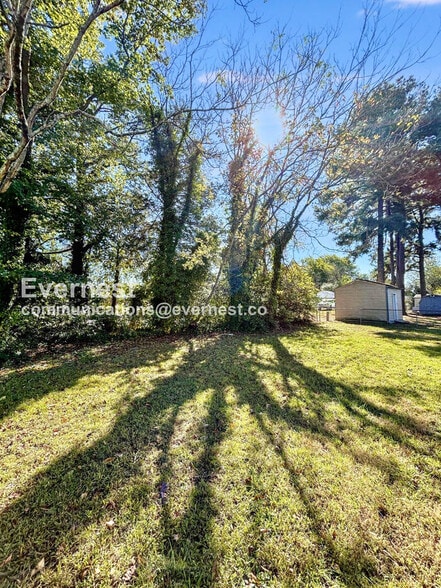 Building Photo - 4609 Hillbrook Ave