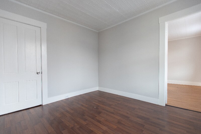 Building Photo - 150 Main St