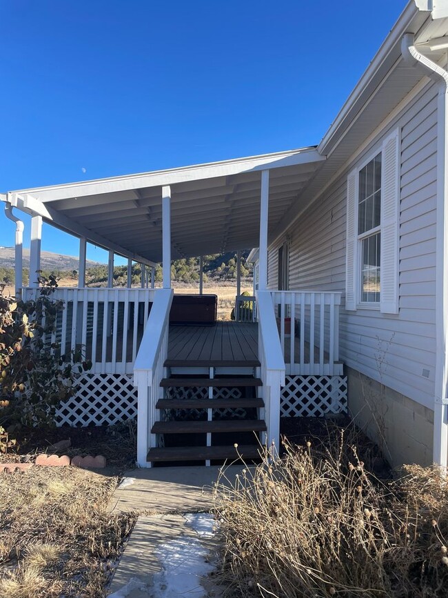 Building Photo - Mancos 3 bedroom on land