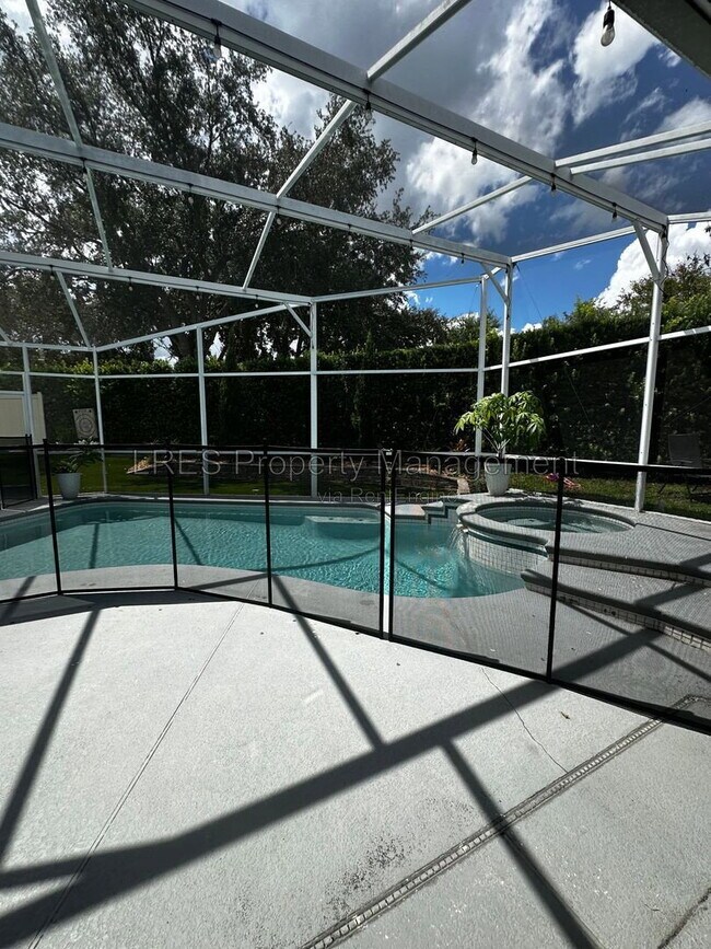 Building Photo - 1800 Bardmoor Hill Cir